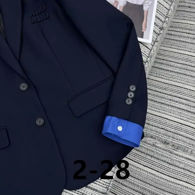 MiuMiu S-XL  (69)
